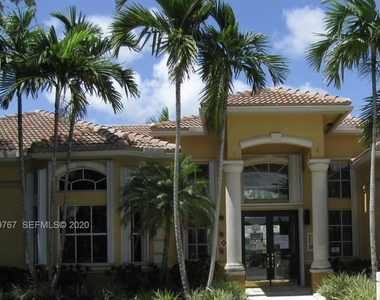 155 Nw 96th Terrace - Photo Thumbnail 12