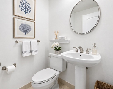 801 S Olive Avenue - Photo Thumbnail 5