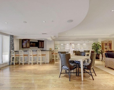 801 S Olive Avenue - Photo Thumbnail 45