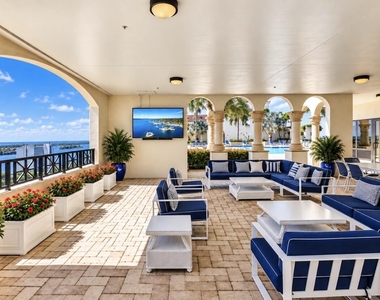 801 S Olive Avenue - Photo Thumbnail 32