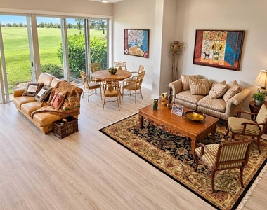 4103 Carriage Drive - Photo Thumbnail 6