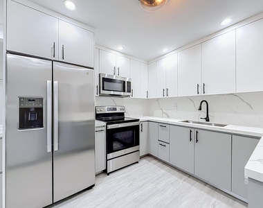 1110 Sw 31st Street - Photo Thumbnail 2