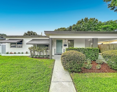 1110 Sw 31st Street - Photo Thumbnail 1