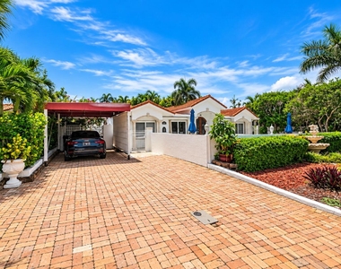3202 Dow Street - Photo Thumbnail 6