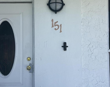 151 Nw 31st Avenue - Photo Thumbnail 2