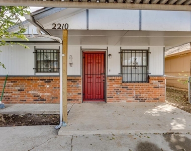 2210 30th Street - Photo Thumbnail 1
