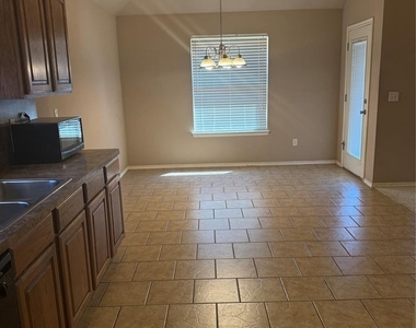400 S Castle Ridge Lane - Photo Thumbnail 11