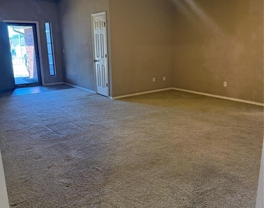 400 S Castle Ridge Lane - Photo Thumbnail 17