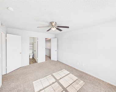 401 12th Avenue - Photo Thumbnail 13