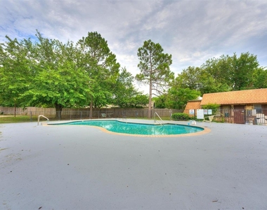 401 Se 12th Avenue - Photo Thumbnail 23