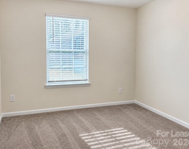 4119 Village Boulevard Nw - Photo Thumbnail 18