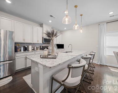 11913 Silverheel Lane - Photo Thumbnail 29