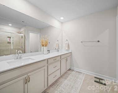 11913 Silverheel Lane - Photo Thumbnail 10