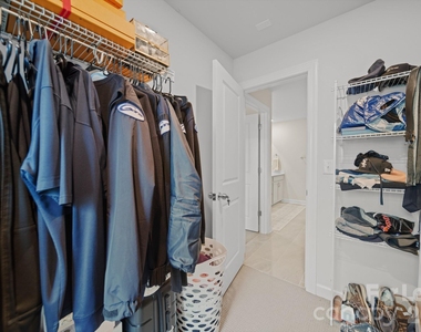 11913 Silverheel Lane - Photo Thumbnail 7