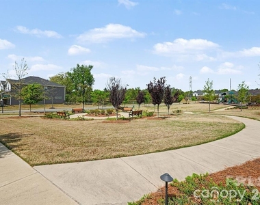 11913 Silverheel Lane - Photo Thumbnail 40