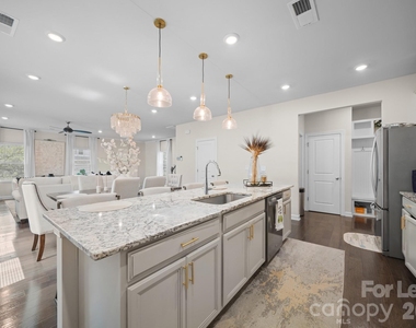 11913 Silverheel Lane - Photo Thumbnail 26