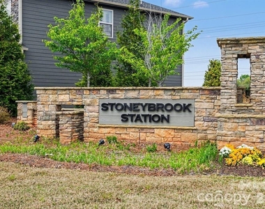 11913 Silverheel Lane - Photo Thumbnail 42