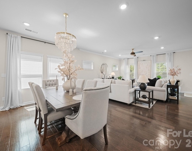 11913 Silverheel Lane - Photo Thumbnail 30