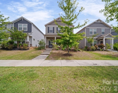 11913 Silverheel Lane - Photo Thumbnail 3