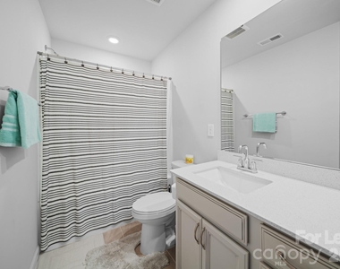 11913 Silverheel Lane - Photo Thumbnail 17