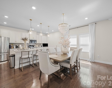 11913 Silverheel Lane - Photo Thumbnail 31