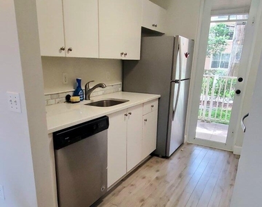 4784 S Central Boulevard - Photo Thumbnail 4