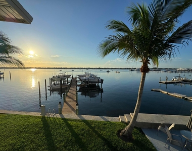 4700 N Flagler Drive - Photo Thumbnail 12