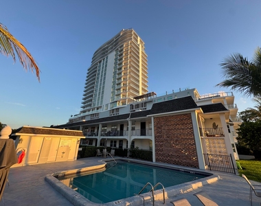 4700 N Flagler Drive - Photo Thumbnail 25