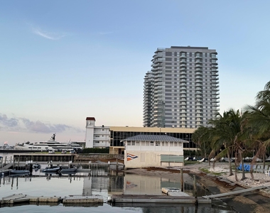 4700 N Flagler Drive - Photo Thumbnail 41