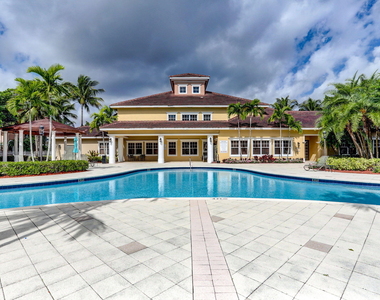 6370 Emerald Dunes Drive - Photo Thumbnail 20