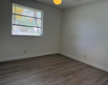 11698 Timbers Way - Photo Thumbnail 12