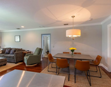 210 Malverne Road - Photo Thumbnail 11