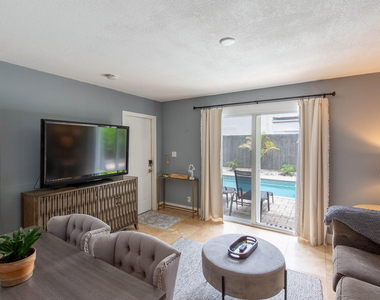 210 Malverne Road - Photo Thumbnail 18