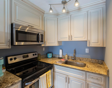 210 Malverne Road - Photo Thumbnail 17