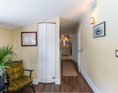 210 Malverne Road - Photo Thumbnail 24