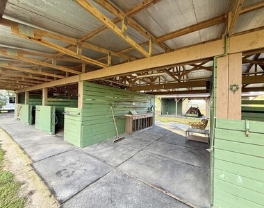16493 Rustic Road - Photo Thumbnail 14