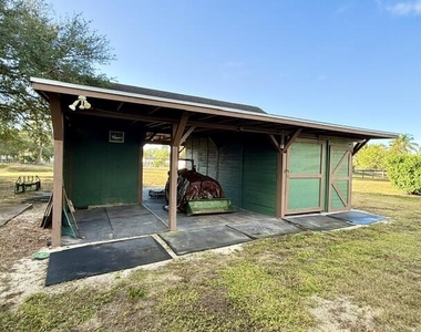 16493 Rustic Road - Photo Thumbnail 15