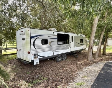 16493 Rustic Road - Photo Thumbnail 13