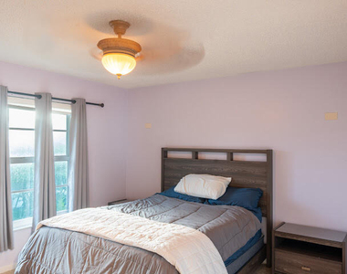 805 W Oakland Park Boulevard - Photo Thumbnail 19