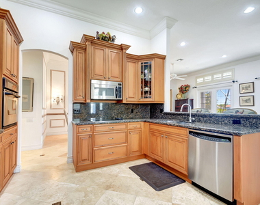 6579 Pavone Street - Photo Thumbnail 17