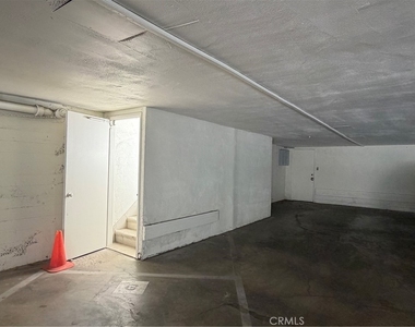 1120 N Monterey - Photo Thumbnail 13