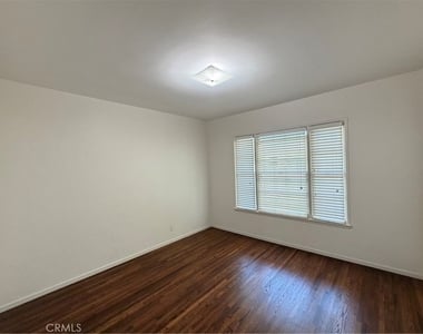 1120 N Monterey - Photo Thumbnail 11