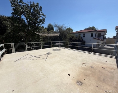 1120 N Monterey - Photo Thumbnail 14