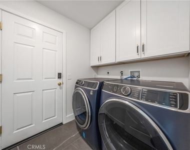 1107 N Short - Photo Thumbnail 12