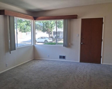 3296 San Luis Street - Photo Thumbnail 2