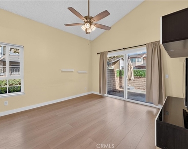856 Maitland Privado - Photo Thumbnail 2