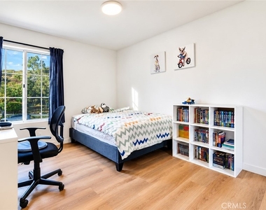 5038 Durant Court - Photo Thumbnail 15
