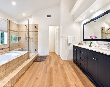 5038 Durant Court - Photo Thumbnail 13