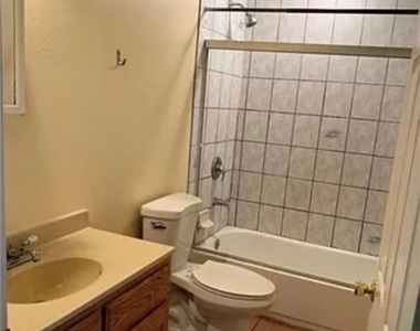 1755 E 92nd Street - Photo Thumbnail 6