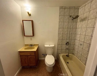 1755 E 92nd Street - Photo Thumbnail 7